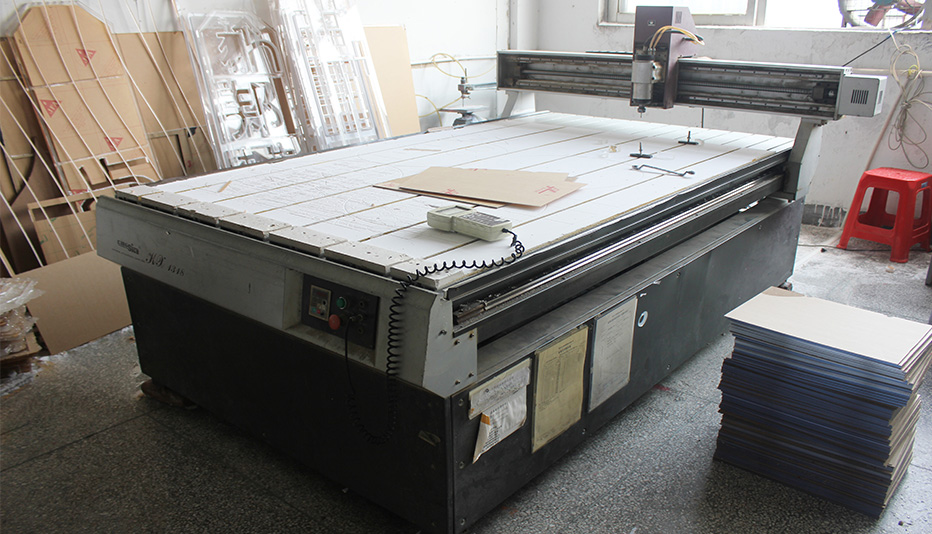 有機(jī)玻璃L牌